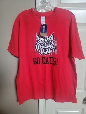Arizona Wildcats "Go Cats!" Graphic Tee Men Size Large NEW WITH TAGS